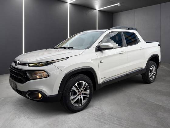 FIAT TORO 2.4 16V MULTIAIR FLEX FREEDOM AT9 FIAT TORO 2.4 16V MULTIAIR FLEX FREEDOM AT9